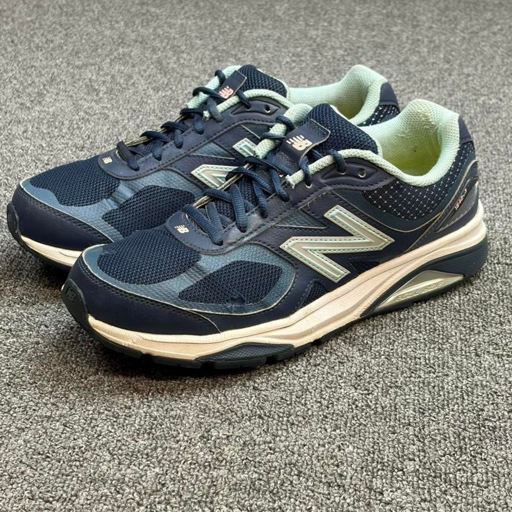 New Balance 1540v3 Running Shoes Sneakers Navy Silver Size 10.5 D - Picture 2 of 8